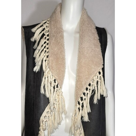 NWOT Entro Suede and Sherpa Vest - Size M - Picture 5 of 11